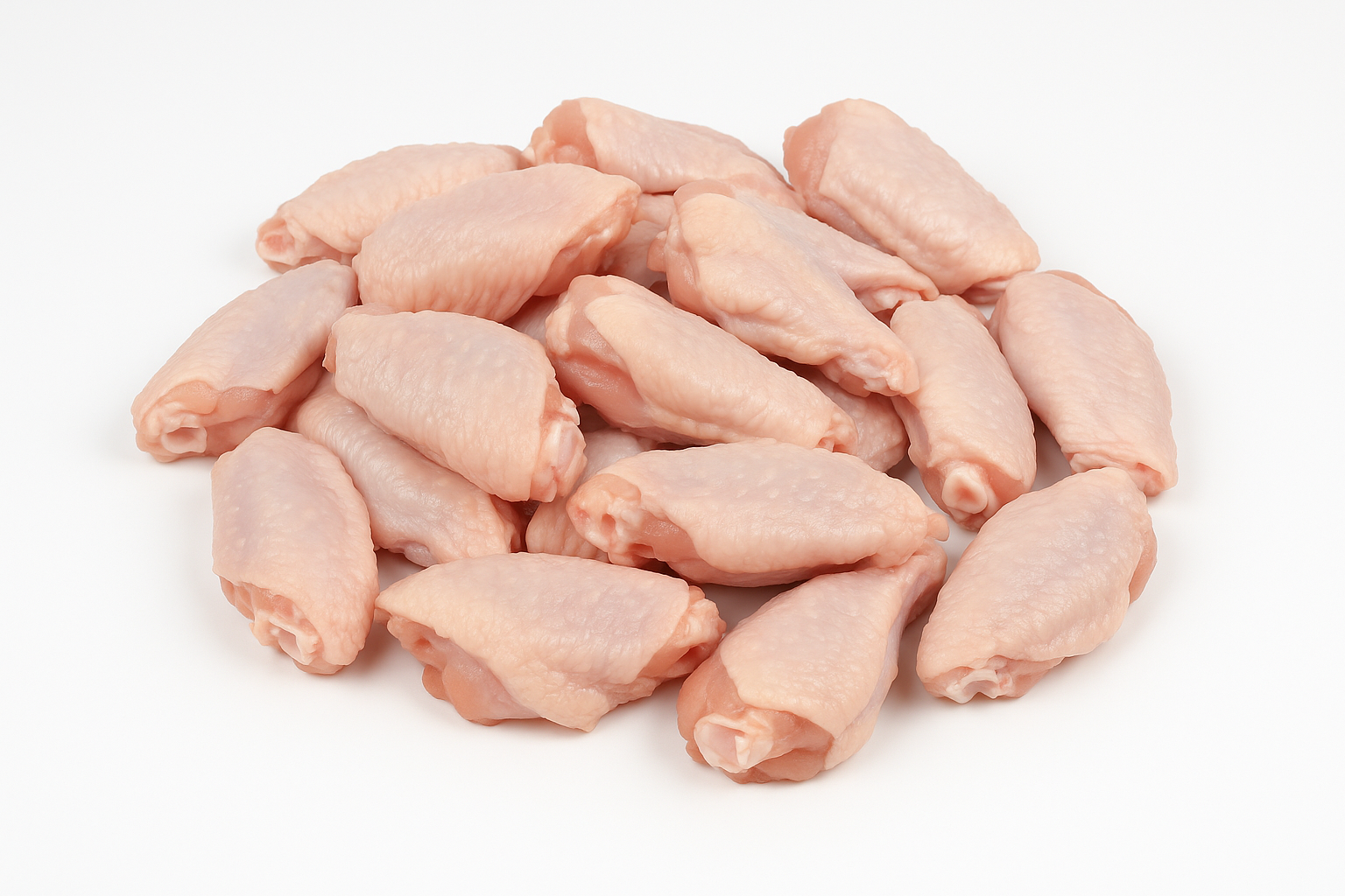 1kg Chicken Mid-Joint Wings raw, clean product image with no text or writing