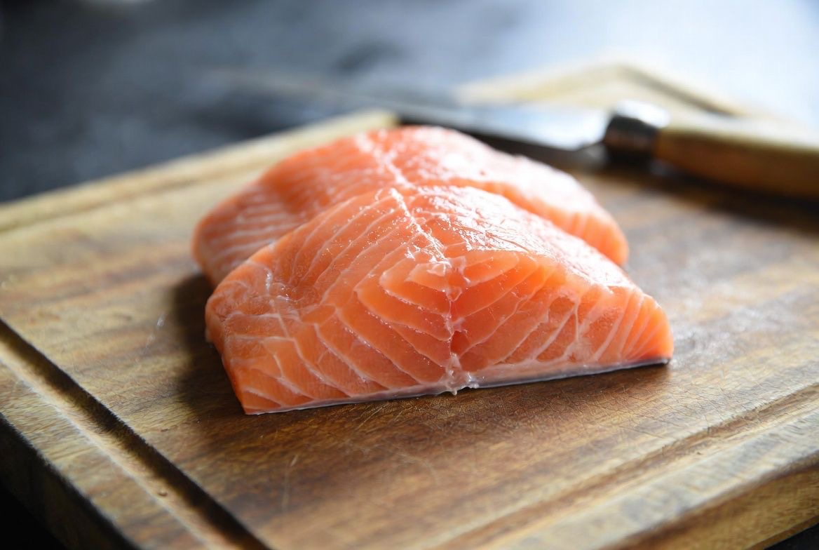 Frozen Norwegian Salmon Fillet with Skin |鮮有皮三文魚柳 | 200g Pc