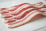streaky bacon raw